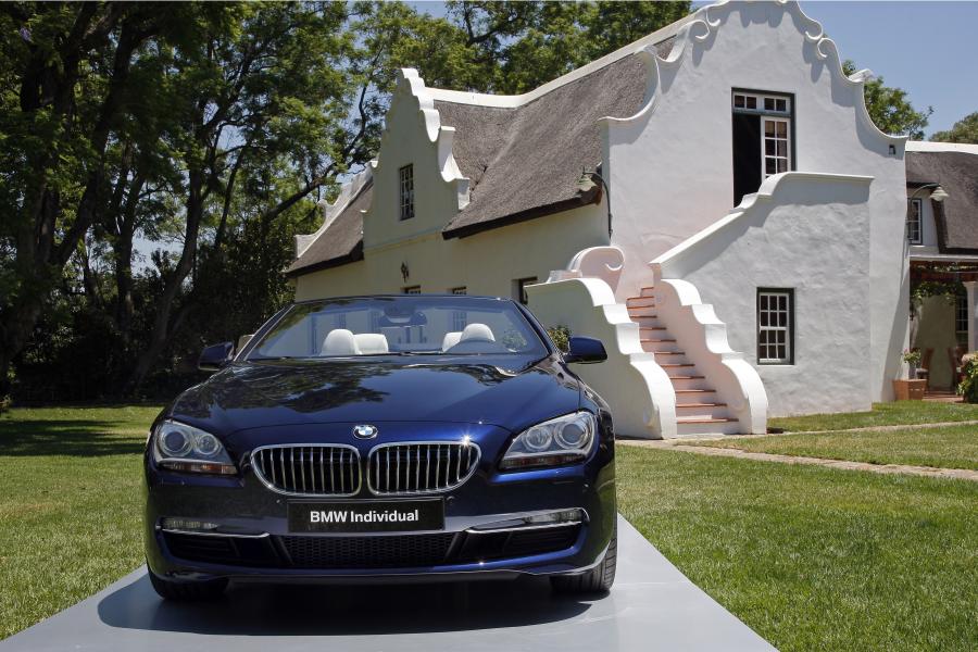  BMW 6-Series Individual Convertible 2011 года  (фото 4 из 7)